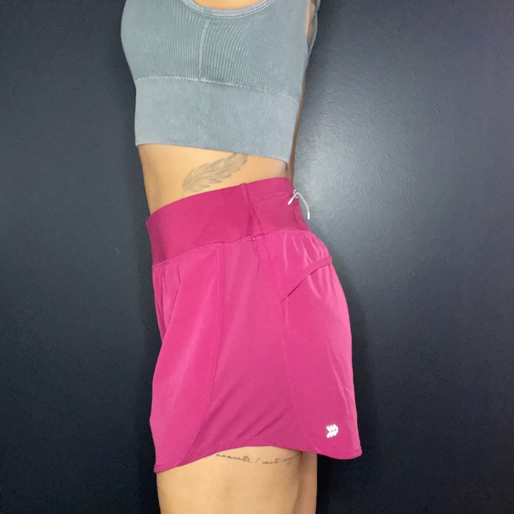 Mid Rise Running Shorts Small - Picture 2 of 3